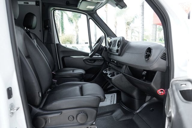 2024 Mercedes-Benz Sprinter 2500 Cargo 170 WB