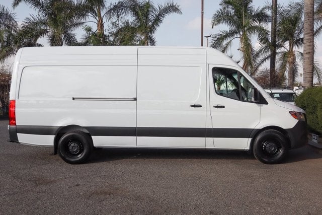 2025 Mercedes-Benz Sprinter 2500 Cargo 170 WB