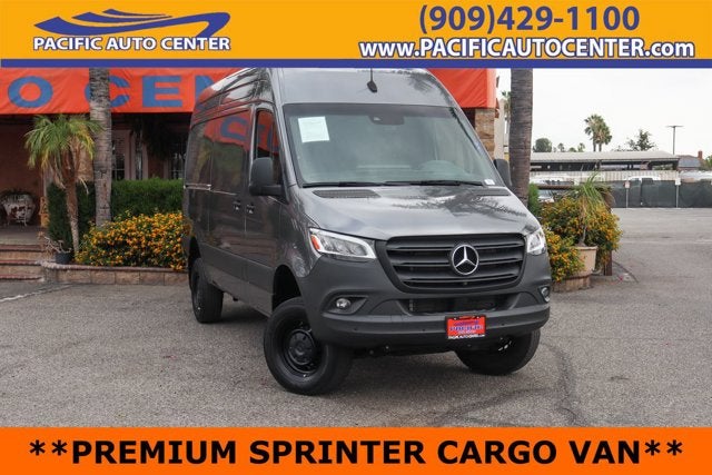 2024 Mercedes-Benz Sprinter 2500 144 WB 4x4's photo