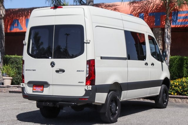 2023 Mercedes-Benz Sprinter 2500 Cargo 144 WB