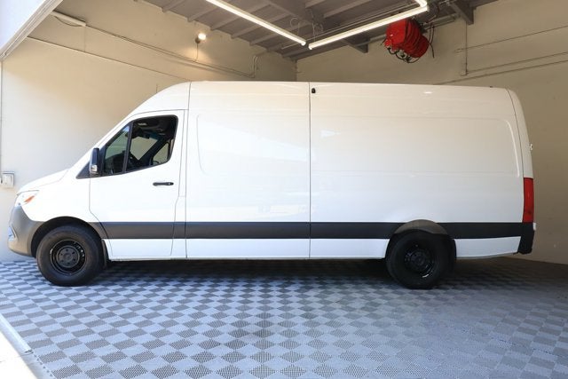 2023 Mercedes-Benz Sprinter Cargo Van Cargo 170 WB