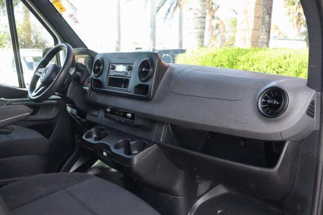 2023 Mercedes-Benz Sprinter 2500 Cargo 170 WB