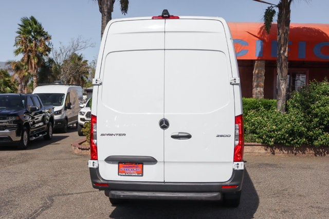 2023 Mercedes-Benz Sprinter 2500 Cargo 170 WB