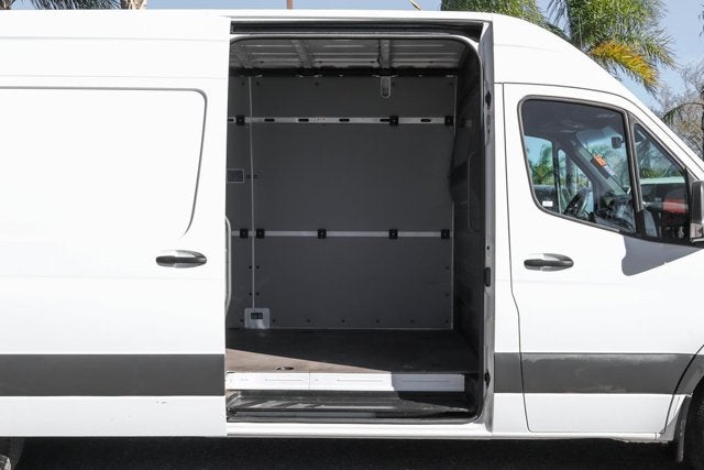 2023 Mercedes-Benz Sprinter 2500 Cargo 170 WB