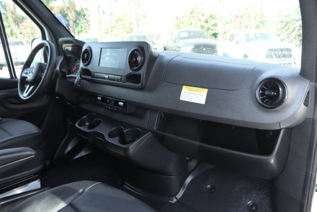 2023 Mercedes-Benz Sprinter 2500 Cargo 170 WB