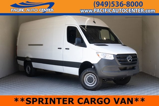 2024 Mercedes-Benz Sprinter Cargo Van Cargo 170 WB