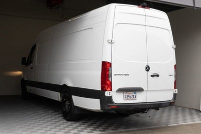 2022 Mercedes-Benz Sprinter Cargo Van Cargo 170 WB