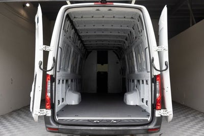 2022 Mercedes-Benz Sprinter Cargo Van Cargo 170 WB