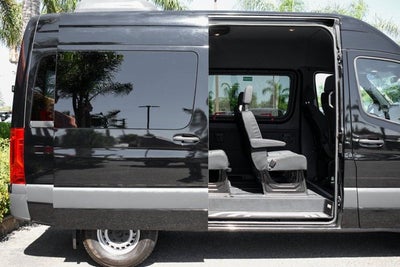 2021 Mercedes-Benz Sprinter 2500 Passenger 144 WB