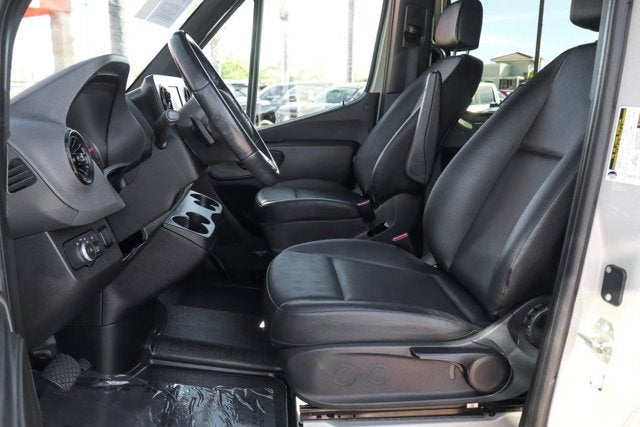 2021 Mercedes-Benz Sprinter 2500 Passenger 144 WB