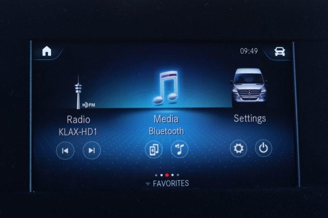 2021 Mercedes-Benz Sprinter 2500 Passenger 144 WB