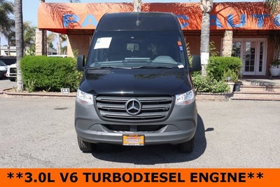 2021 Mercedes-Benz Sprinter 2500 Passenger 144 WB