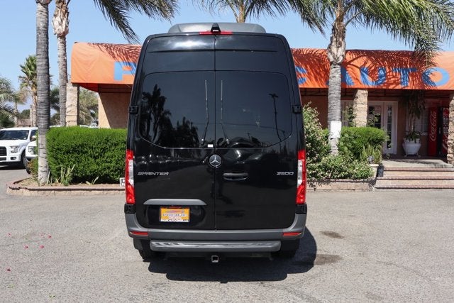 2021 Mercedes-Benz Sprinter 2500 Passenger 144 WB