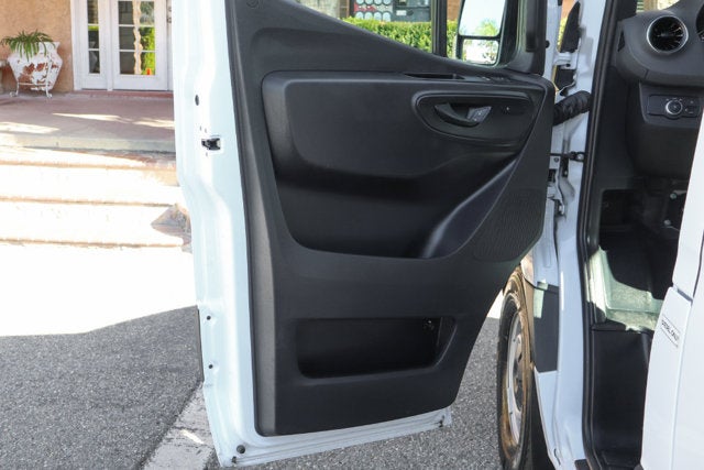 2026 Mercedes-Benz Sprinter 2500 Passenger 170 WB