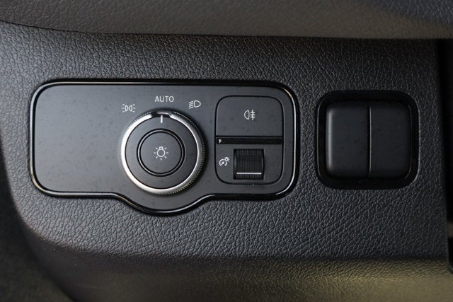 2026 Mercedes-Benz Sprinter 2500 Passenger 170 WB