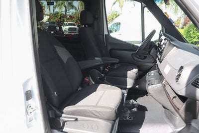 2026 Mercedes-Benz Sprinter 2500 Passenger 170 WB