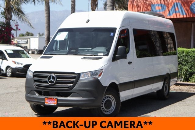 2025 Mercedes-Benz Sprinter 2500 Passenger 170 WB