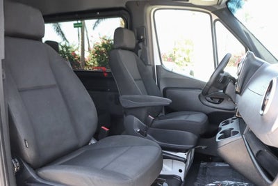 2025 Mercedes-Benz Sprinter 2500 Passenger 170 WB