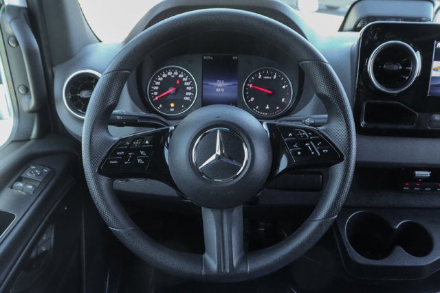 2026 Mercedes-Benz Sprinter 2500 Passenger 170 WB
