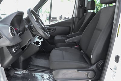2026 Mercedes-Benz Sprinter 2500 Passenger 170 WB