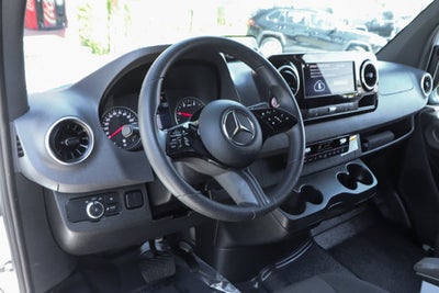 2026 Mercedes-Benz Sprinter 2500 Passenger 170 WB