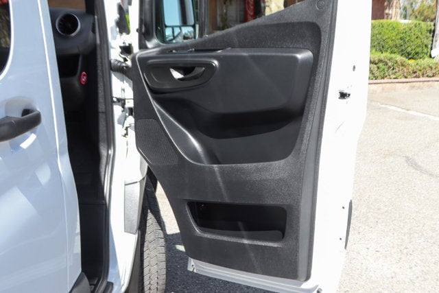 2026 Mercedes-Benz Sprinter 2500 Passenger 170 WB