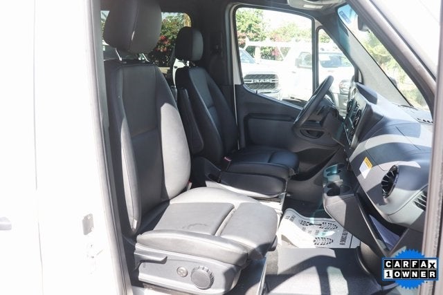 2023 Mercedes-Benz Sprinter 2500 Passenger 144 WB