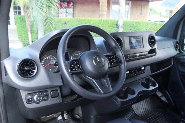 2023 Mercedes-Benz Sprinter 2500 Passenger 144 WB