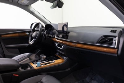 2023 Audi Q5 45 S line Premium