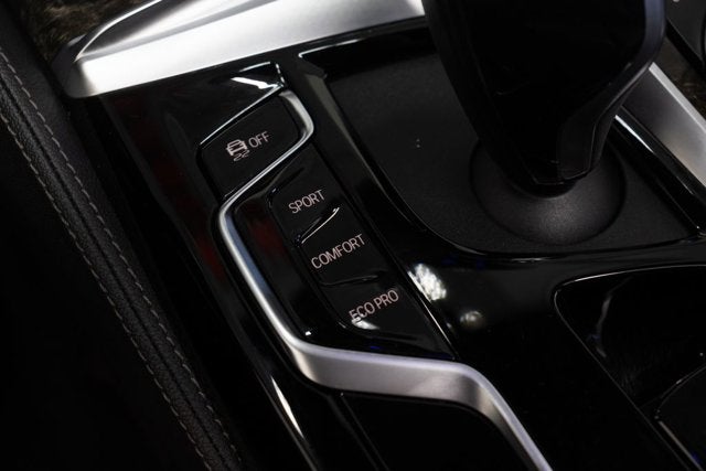 2022 BMW 5 Series 540i