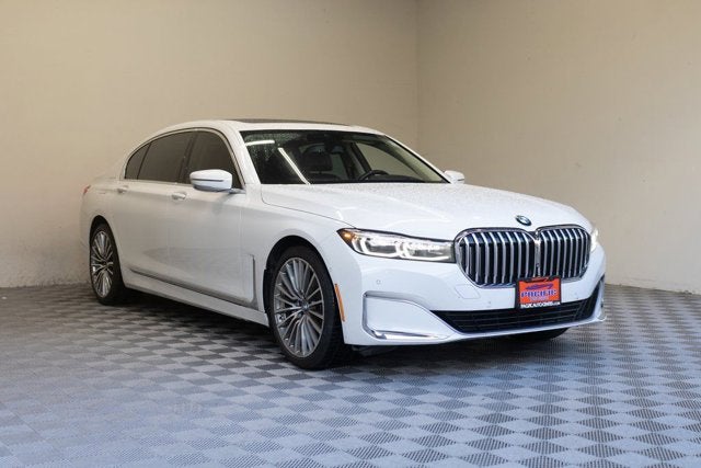 2021 BMW 7 Series 740i
