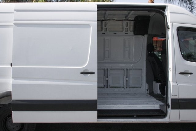 2016 Mercedes-Benz Sprinter 2500 Cargo 170 WB