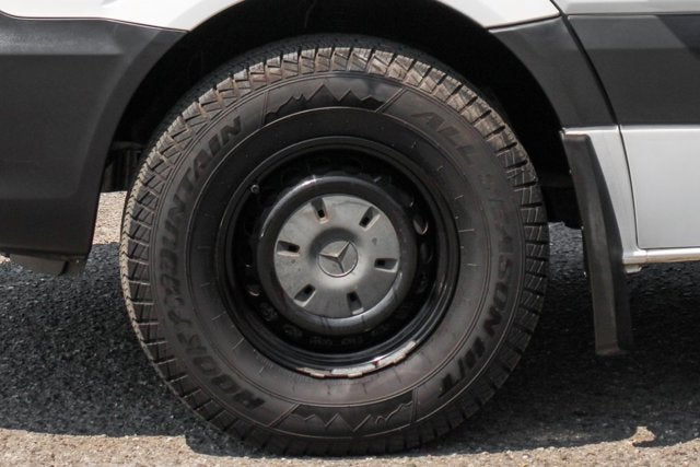 2016 Mercedes-Benz Sprinter 2500 Cargo 170 WB