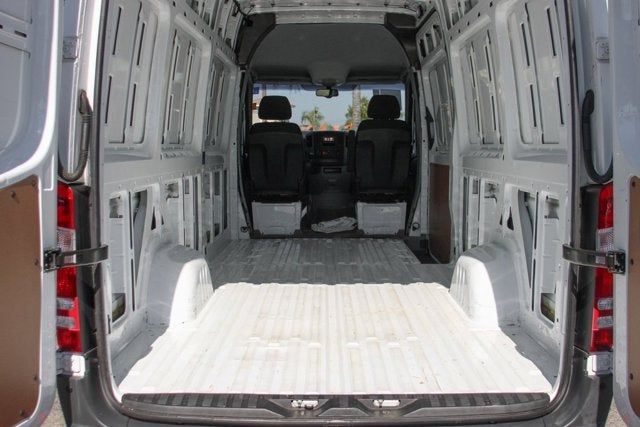 2016 Mercedes-Benz Sprinter 2500 Cargo 170 WB