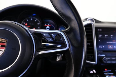 2018 Porsche Cayenne Base