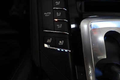 2018 Porsche Cayenne Base