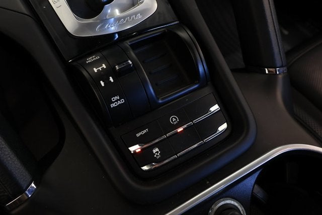 2018 Porsche Cayenne Base