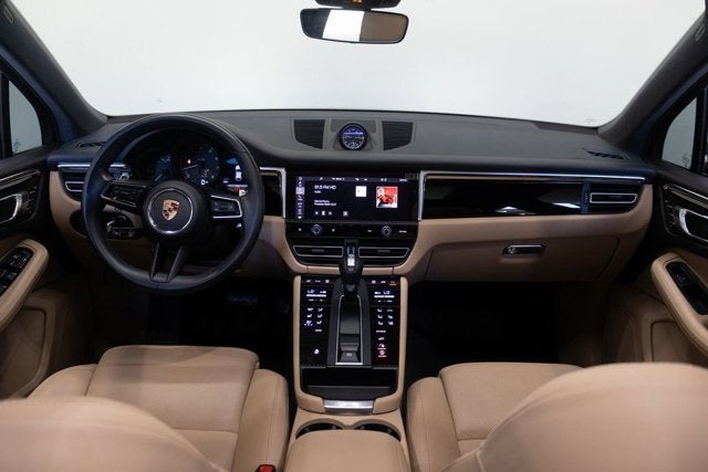 2023 Porsche Macan Base