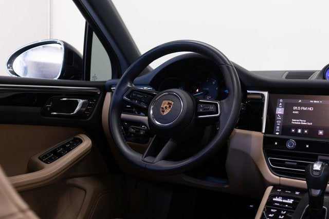 2023 Porsche Macan Base