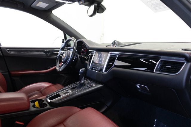 2018 Porsche Macan Base