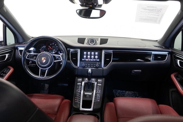 2018 Porsche Macan Base