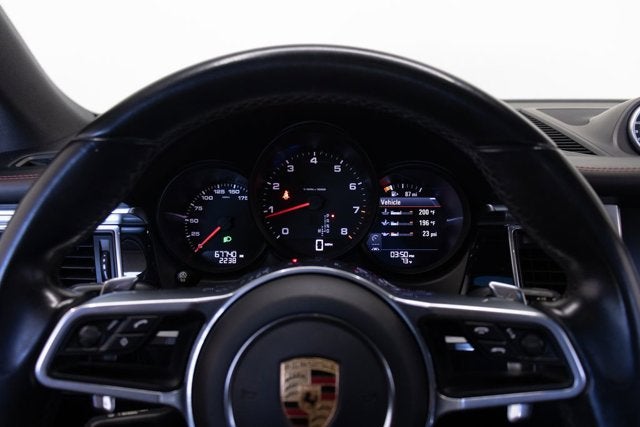 2018 Porsche Macan Base