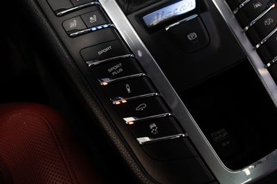 2018 Porsche Macan Base