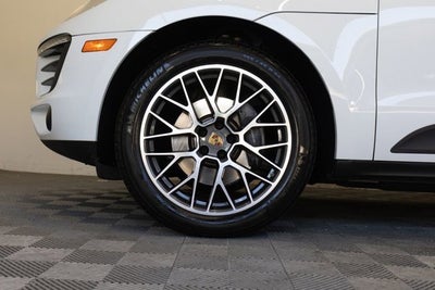 2018 Porsche Macan Base