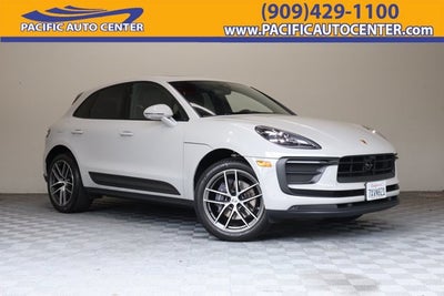 2023 Porsche Macan Base