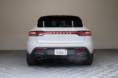2023 Porsche Macan Base