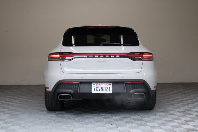 2023 Porsche Macan Base