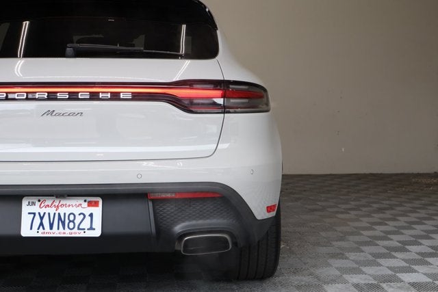 2023 Porsche Macan Base