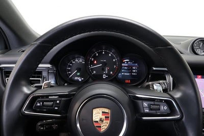2023 Porsche Macan Base