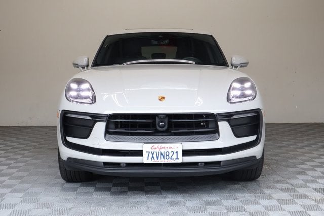 2023 Porsche Macan Base